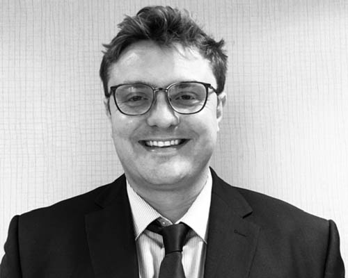 Dr James Thaxter at Chelsea Medics Dr James Thaxter at Chelsea Medics